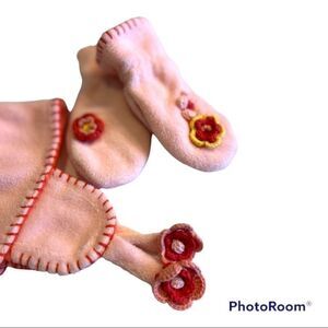 BabyGap Pink Crochet Winter Hat and Gloves